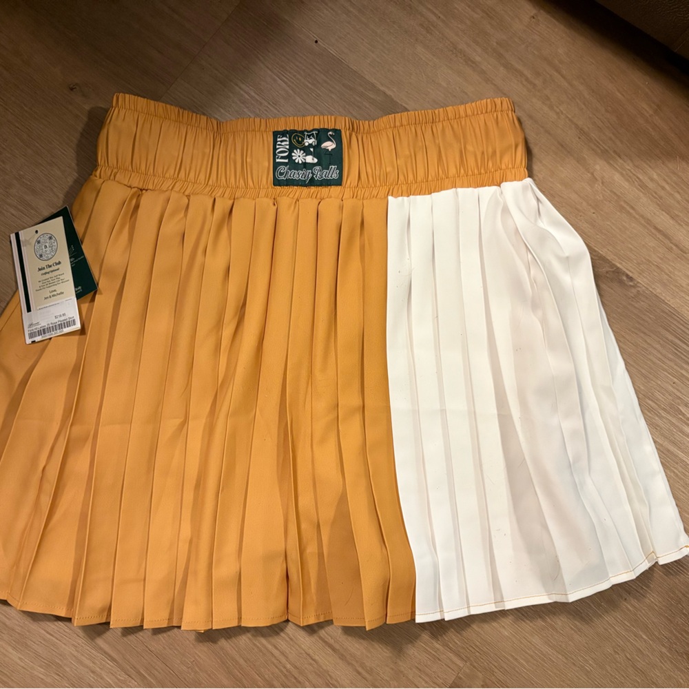 Pineapple Women's Pleated Skirt Set - Mustard and White